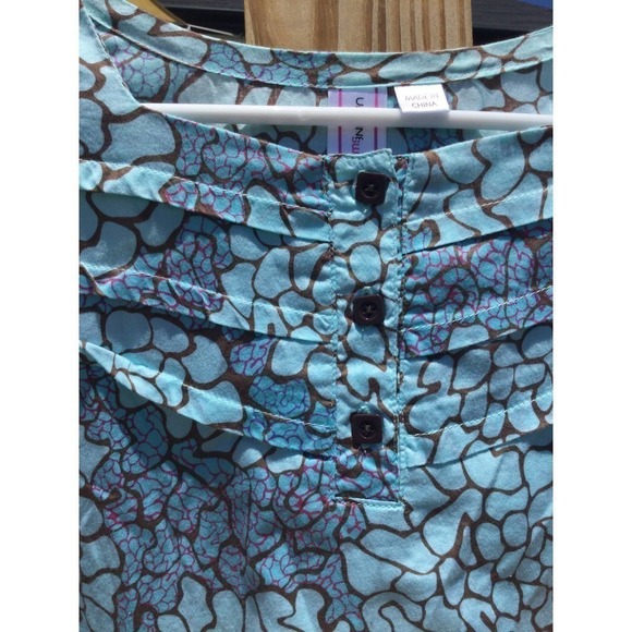 Urban & sweet size medium scrub top scrubs womens blue brown feminine - Picture 9 of 12